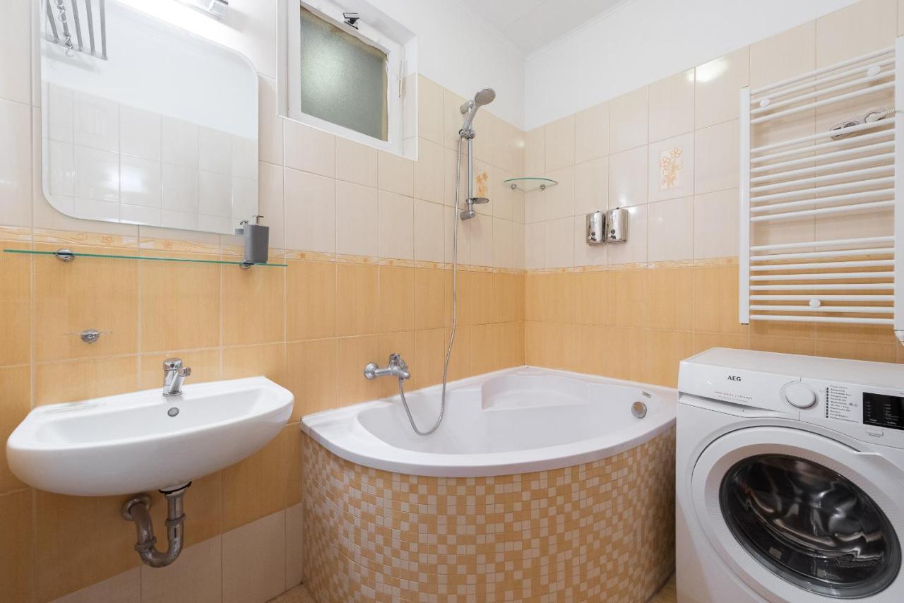 Lena Apartment Дечин Екстер'єр фото